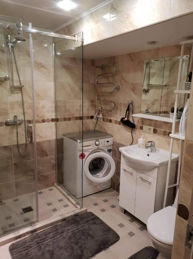 Apartment Medziotoju In Old City 2 *